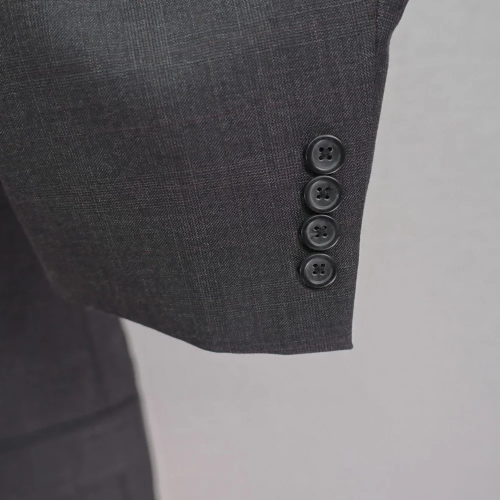 Joseph & Feiss Wool Blend Gray Plaid W/ Red Windowpane Suit Jacket 42R Tag 46R‎